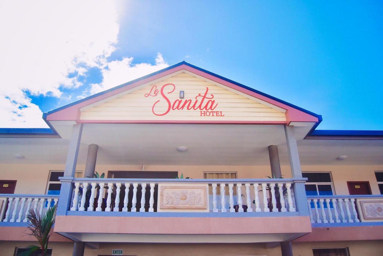 Le Sanita Hotel Apia Exteriör bild